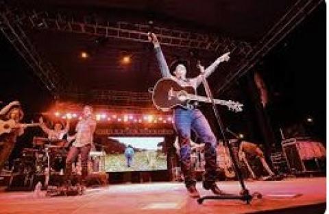 cLAY WALKER ABACO AMPHITHEATRE